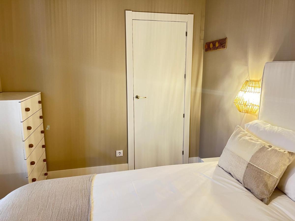 Coqueto Apartamento Торрелавега Екстер'єр фото